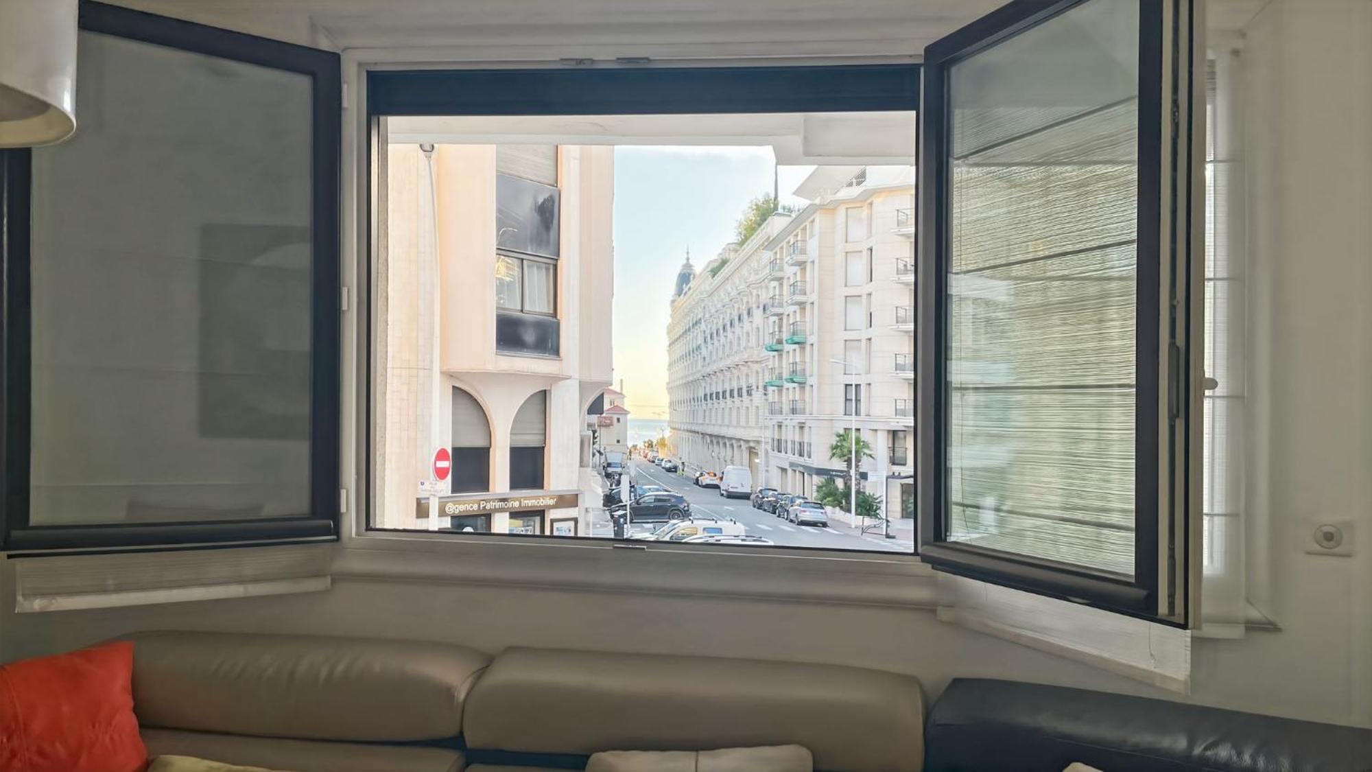 Apartment Lhelvetia - 3 Bedrooms - 3 Bathrooms - Near Croisette