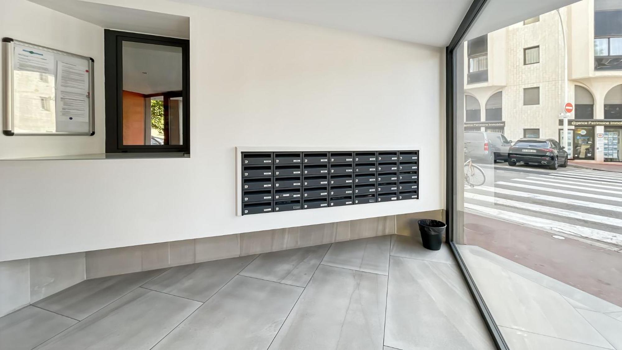 Lhelvetia - 3 Bedrooms - 3 Bathrooms - Near Croisette Apartment