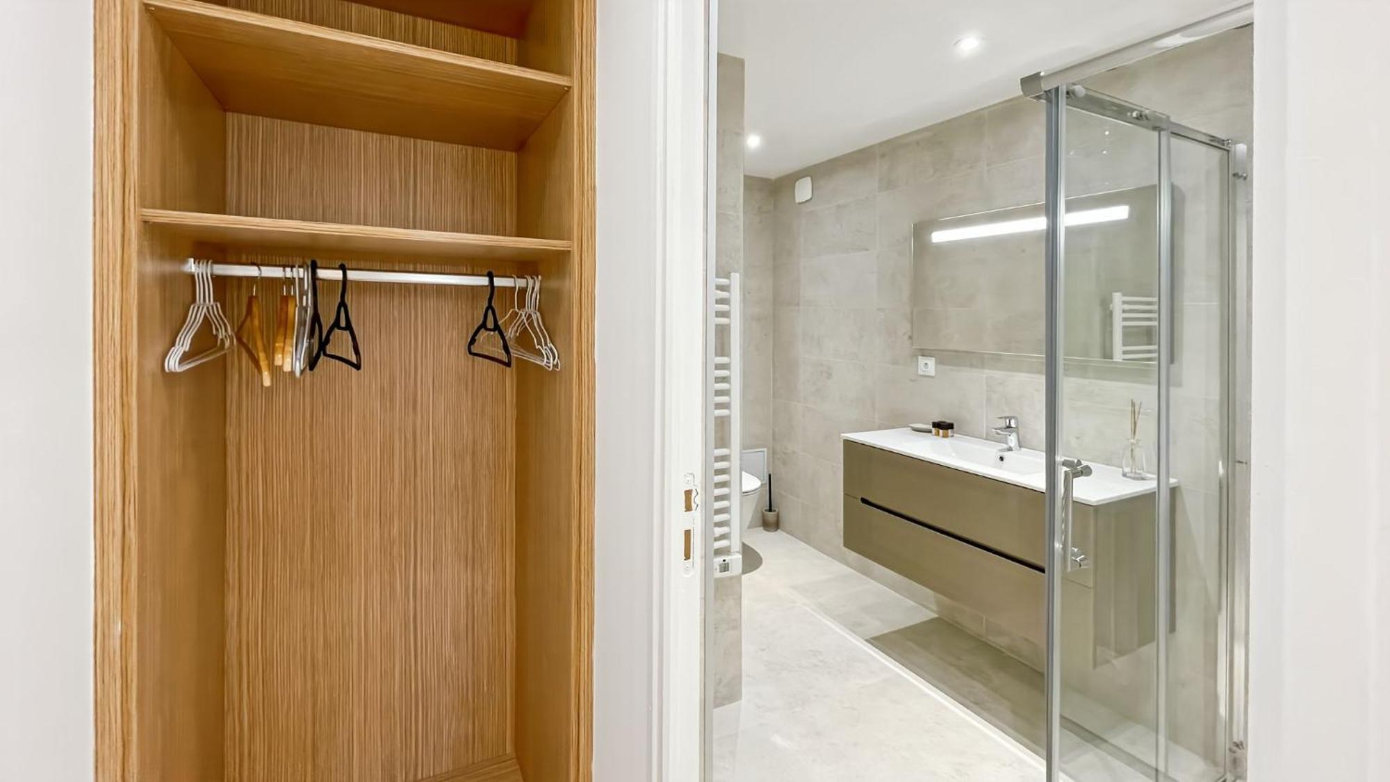 Lhelvetia - 3 Bedrooms - 3 Bathrooms - Near Croisette Apartment *