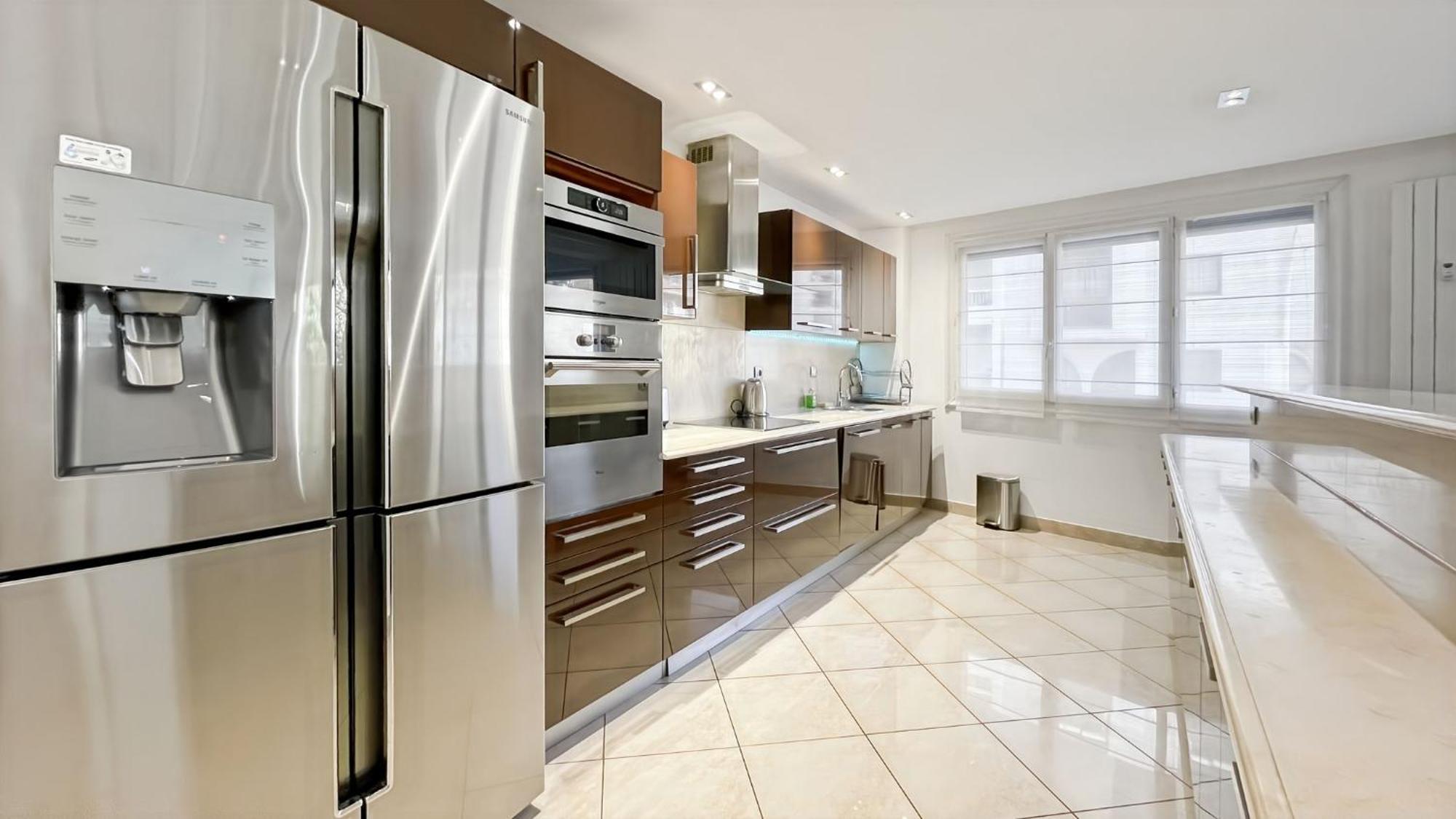 Lhelvetia - 3 Bedrooms - 3 Bathrooms - Near Croisette